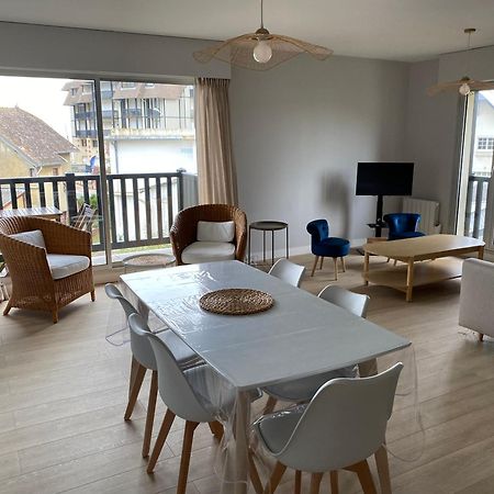 Appartement 65M2 Avec Balcon Vues Partielles Mer A 150M De La Plage Et Centre, Wifi Et Parking Prive Blonville-sur-Mer Exteriér fotografie