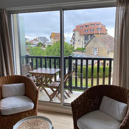 Appartement 65M2 Avec Balcon Vues Partielles Mer A 150M De La Plage Et Centre, Wifi Et Parking Prive Blonville-sur-Mer Exteriér fotografie