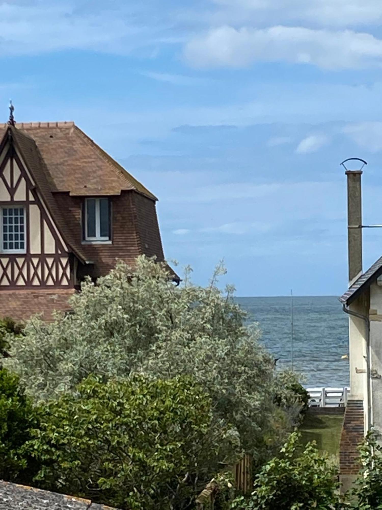 Appartement 65M2 Avec Balcon Vues Partielles Mer A 150M De La Plage Et Centre, Wifi Et Parking Prive Blonville-sur-Mer Exteriér fotografie