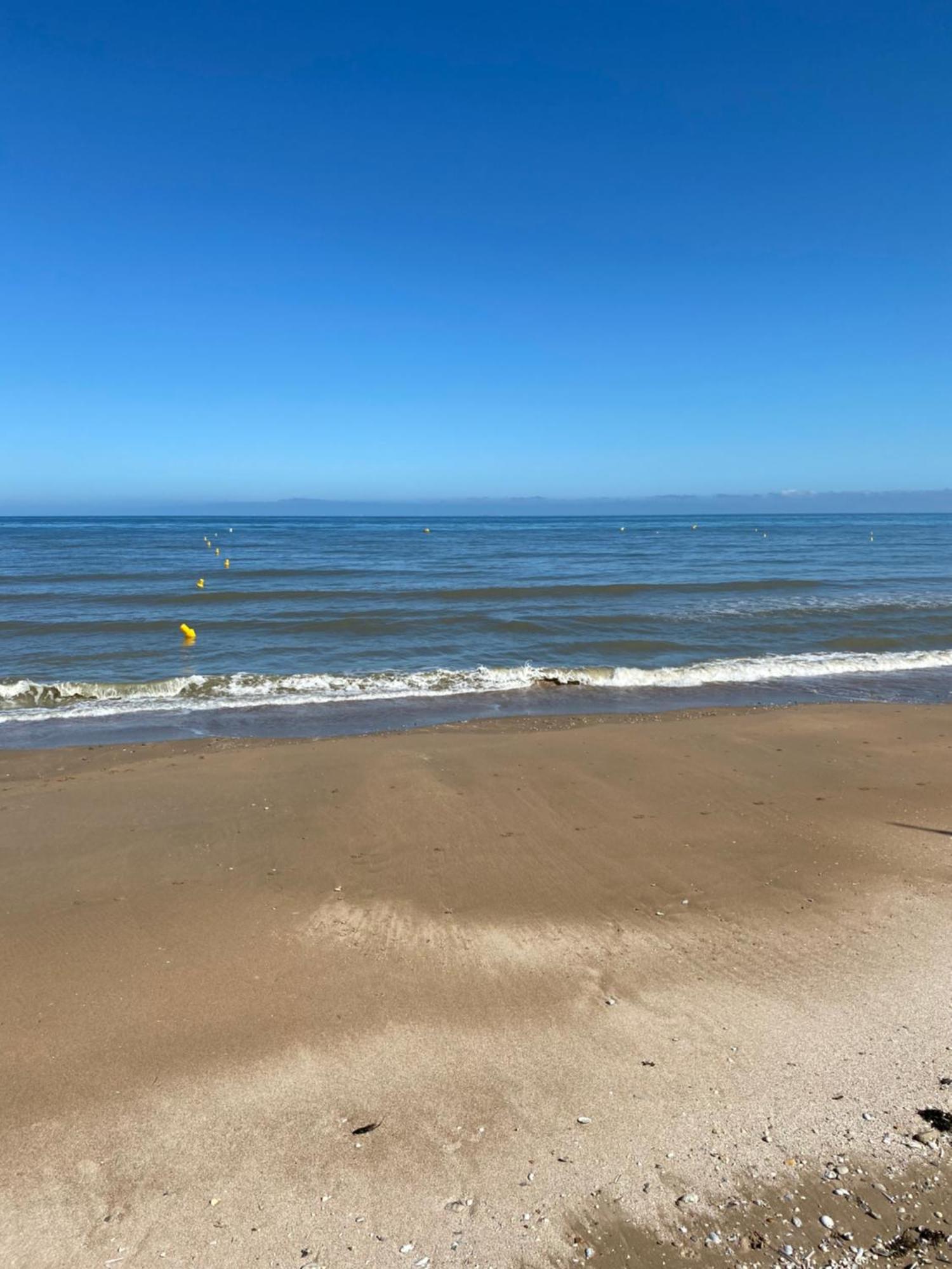 Appartement 65M2 Avec Balcon Vues Partielles Mer A 150M De La Plage Et Centre, Wifi Et Parking Prive Blonville-sur-Mer Exteriér fotografie